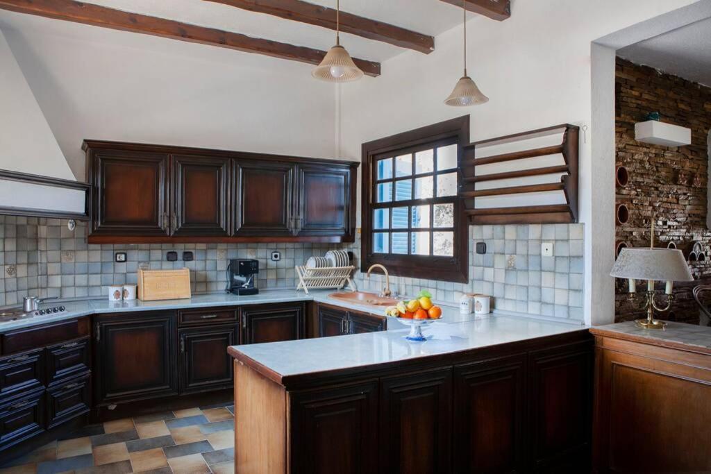 Villa Velissarios: Wonderful Villa Next To Beach Aegina Luaran gambar